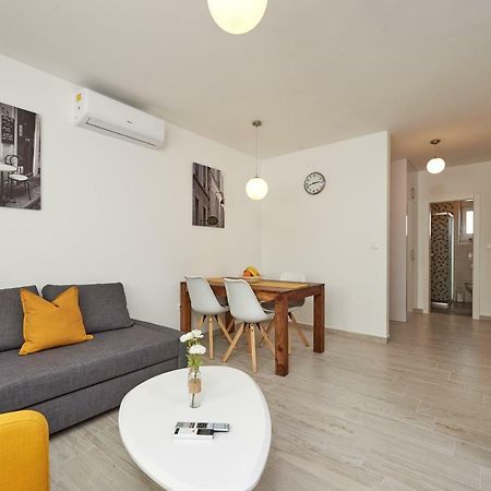 City Apartment Magdalena Trogir Luaran gambar